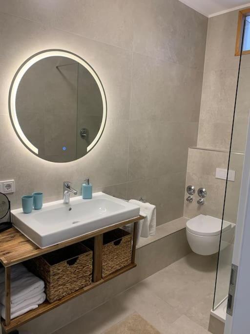 Charmante Altbauwohnung Weinheim Ngoại thất bức ảnh